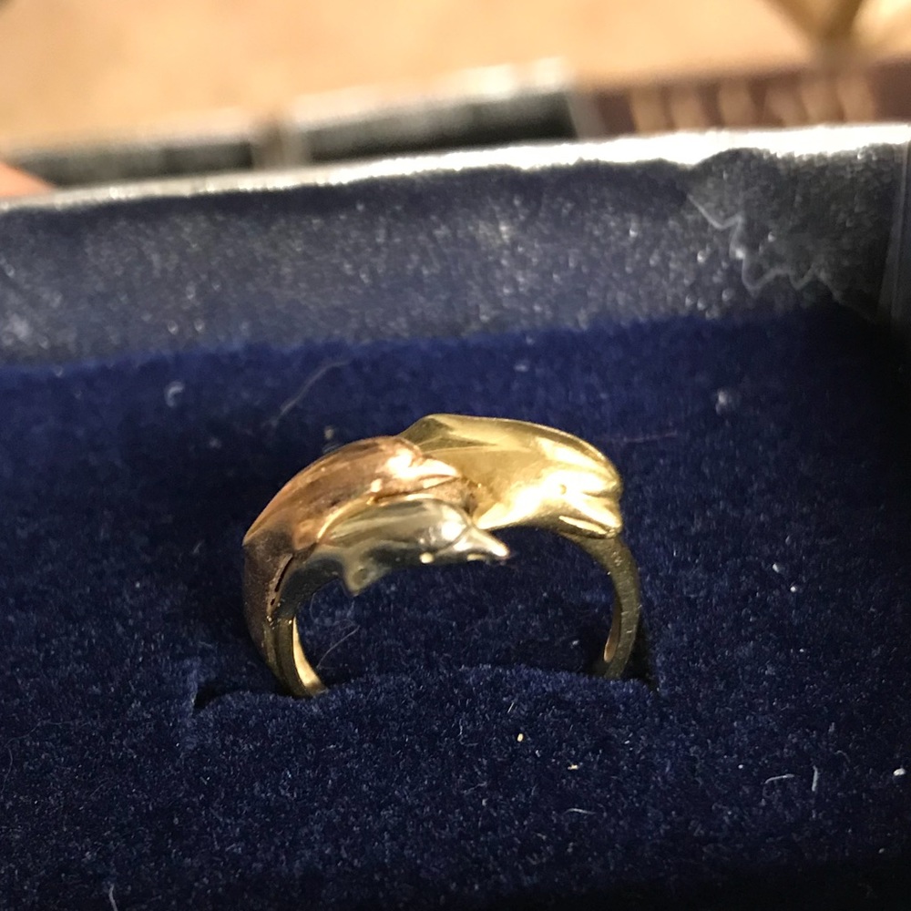 10k Gold DOLPHIN ring